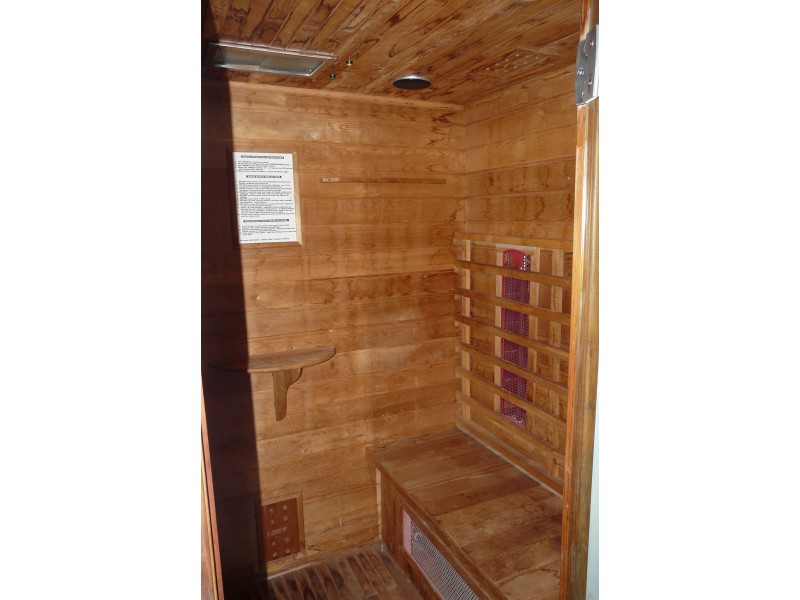 42 Wynnum Road, Norman Park QLD 4170