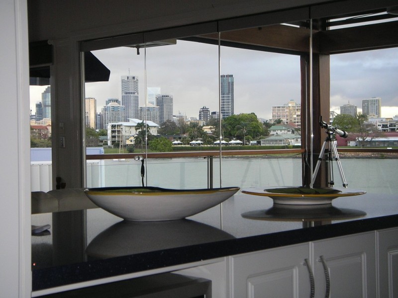 42 Wynnum Road, Norman Park QLD 4170