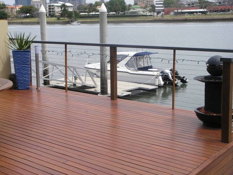 42 Wynnum Road, Norman Park QLD 4170