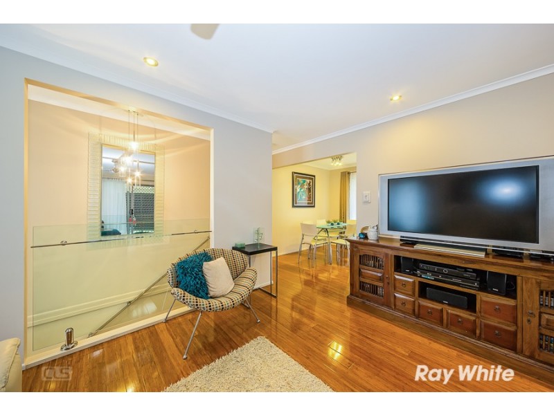 2 Warringah Grove, Petrie QLD 4502