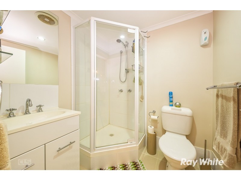 2 Warringah Grove, Petrie QLD 4502