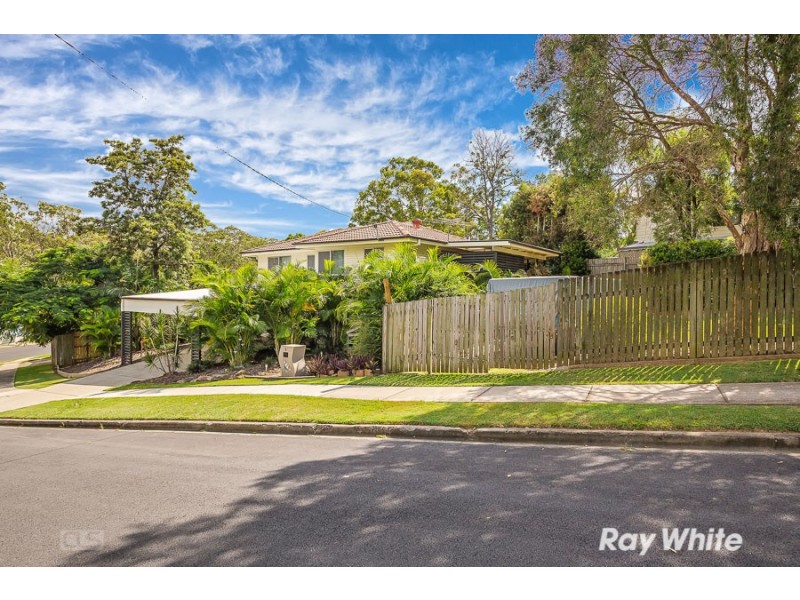 2 Warringah Grove, Petrie QLD 4502
