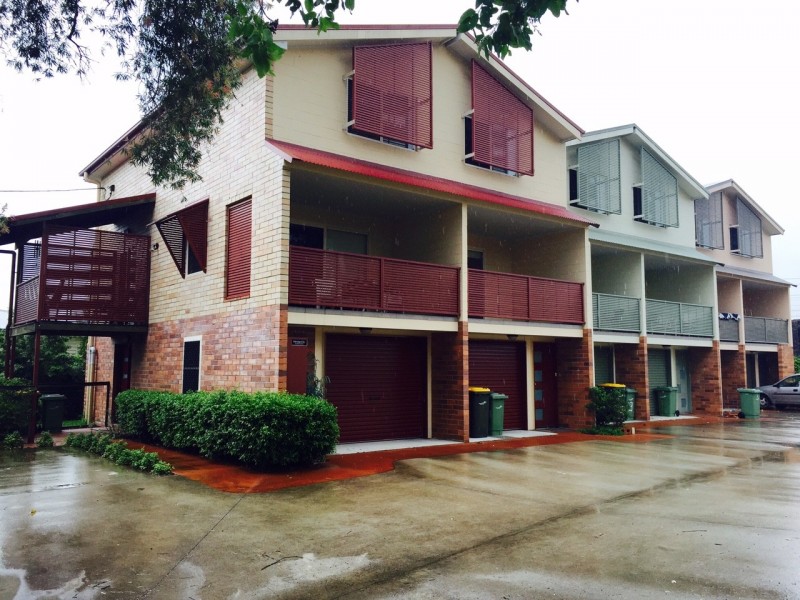 8 Railway Parade, Caboolture QLD 4510