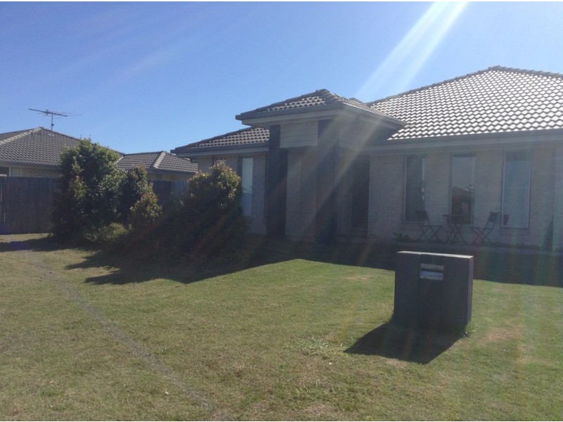 3 Baxter Crescent, Caboolture QLD 4510