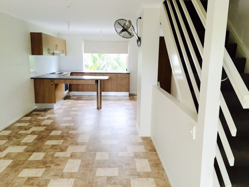 4/6 Railway Parade, Caboolture QLD 4510