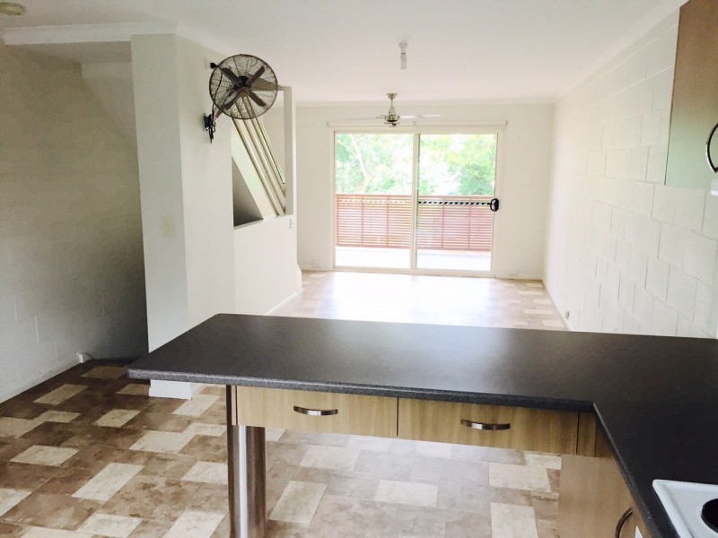 4/6 Railway Parade, Caboolture QLD 4510