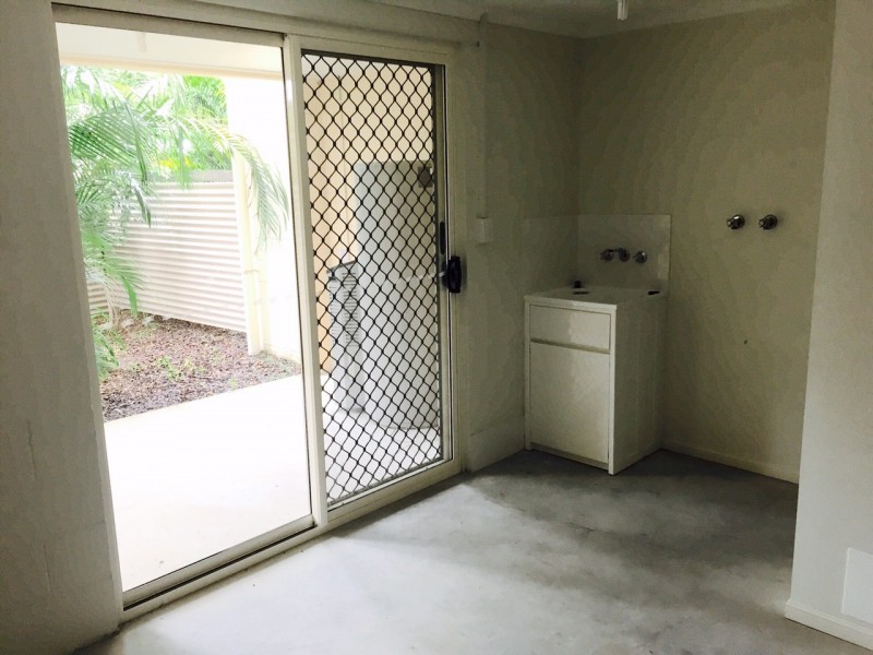 4/6 Railway Parade, Caboolture QLD 4510