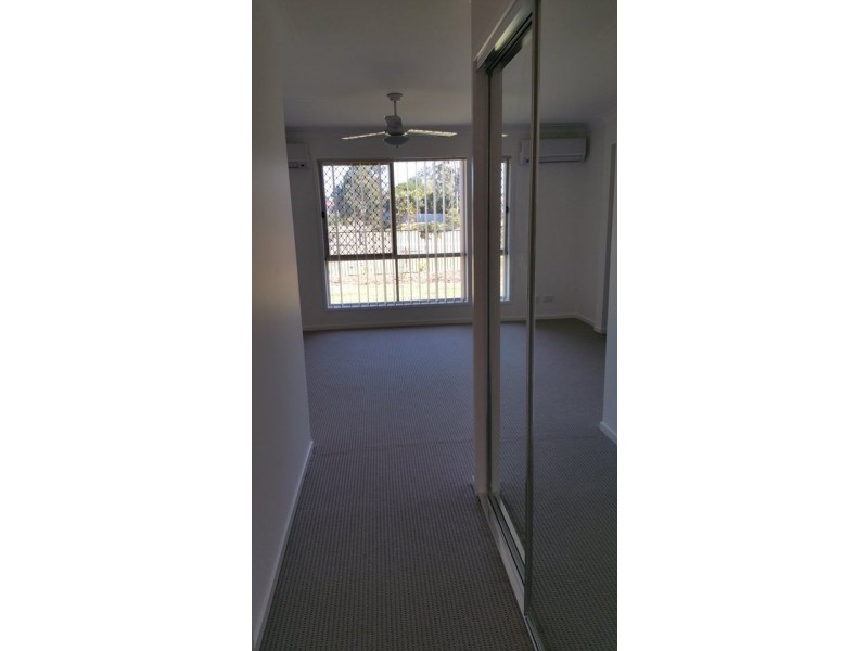 35 Pinegrove St, Morayfield QLD 4506