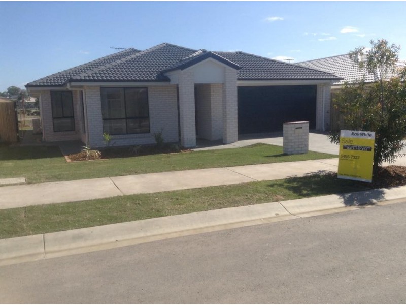 33 Pinegrove St, Morayfield QLD 4506