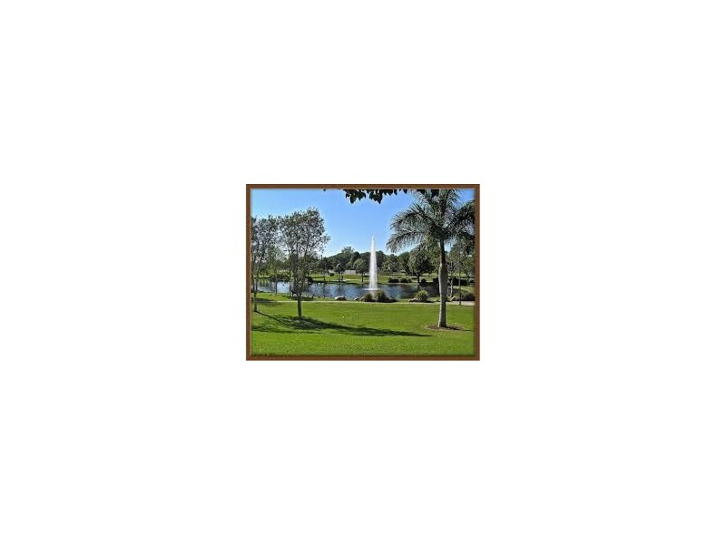33 Pinegrove St, Morayfield QLD 4506