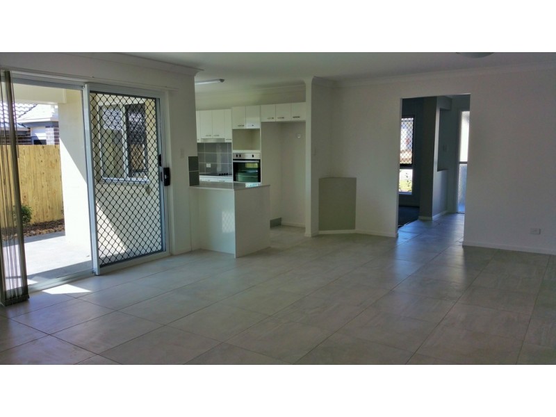 8 Nelson Court, Morayfield QLD 4506