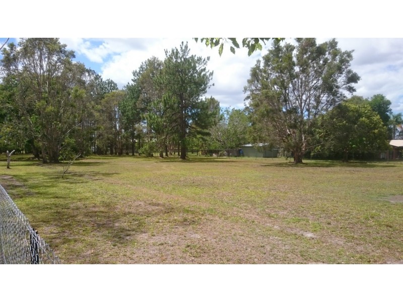 18 Fairmount Street, Elimbah QLD 4516