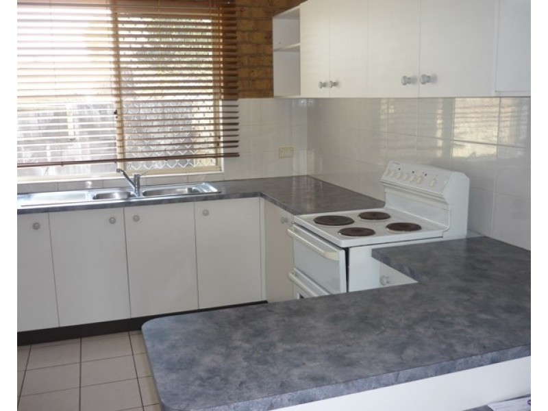 Unit 4/53 Lower King Street, Caboolture QLD 4510