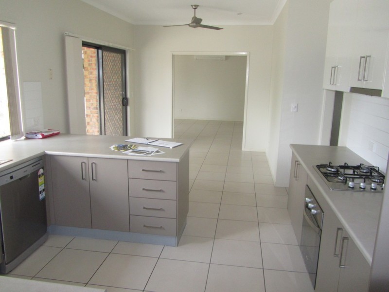 Unit 2, 4 Jill Street, Burpengary QLD 4505