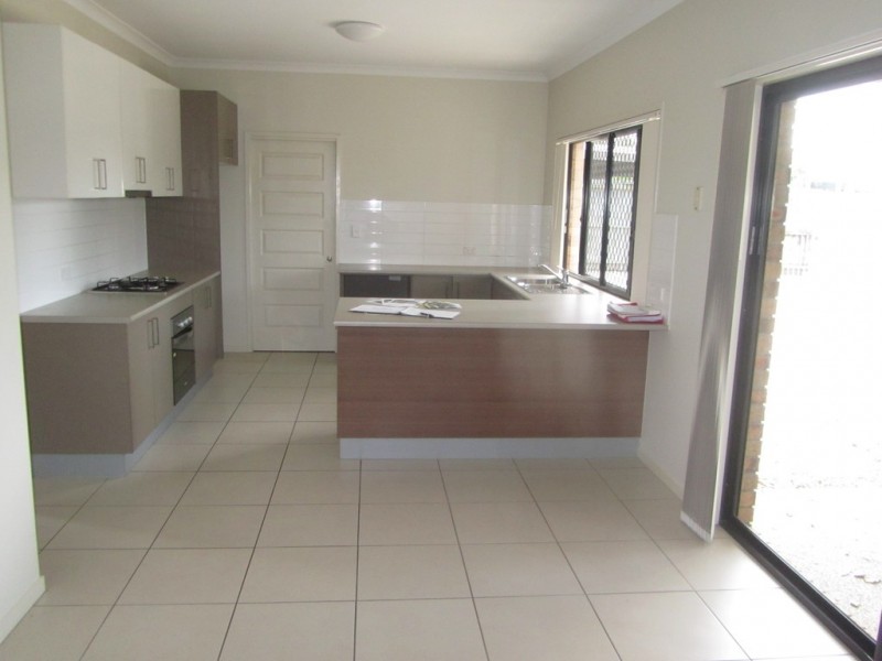 Unit 2, 4 Jill Street, Burpengary QLD 4505