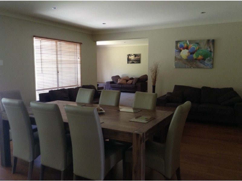 186 Marina Boulevard, Banksia Beach QLD 4507