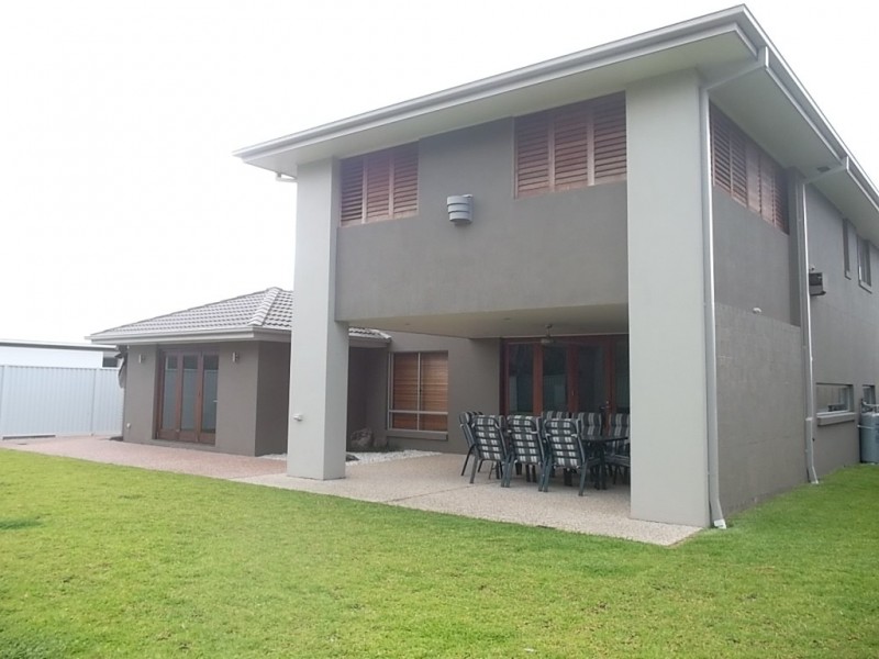 186 Marina Boulevard, Banksia Beach QLD 4507