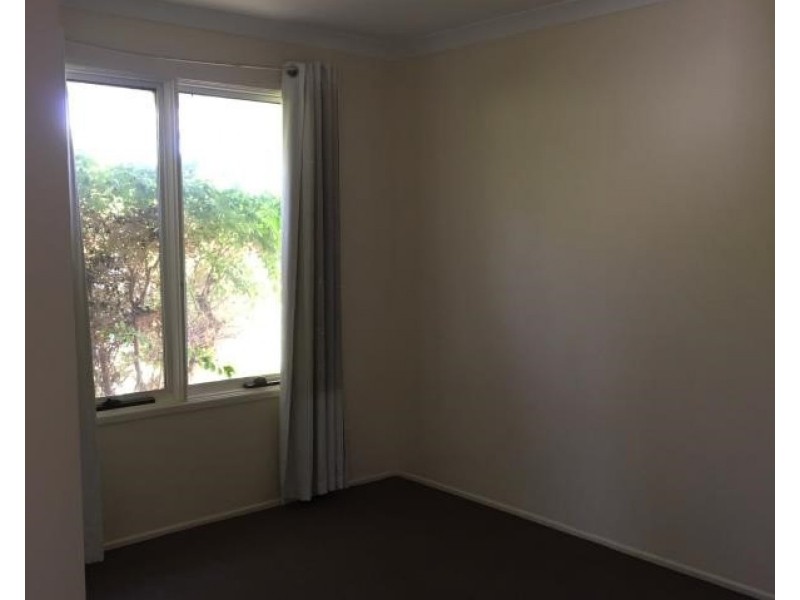 1 Hillgate Court, Morayfield QLD 4506