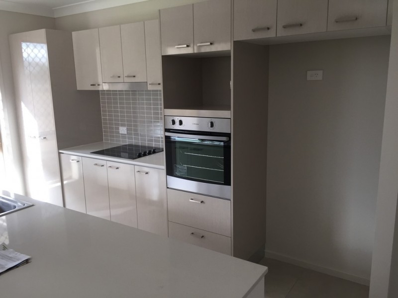 4 Nelson Court, Morayfield QLD 4506