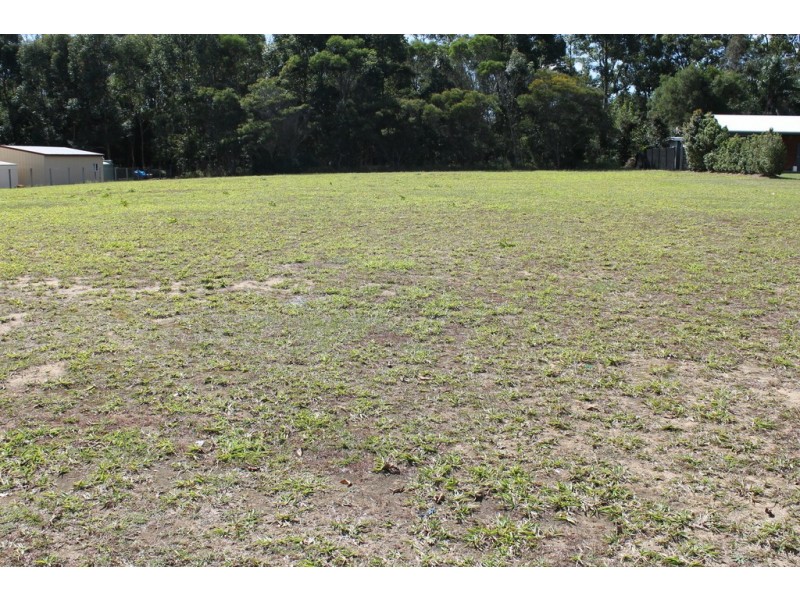 14-16 The Crest, Elimbah QLD 4516