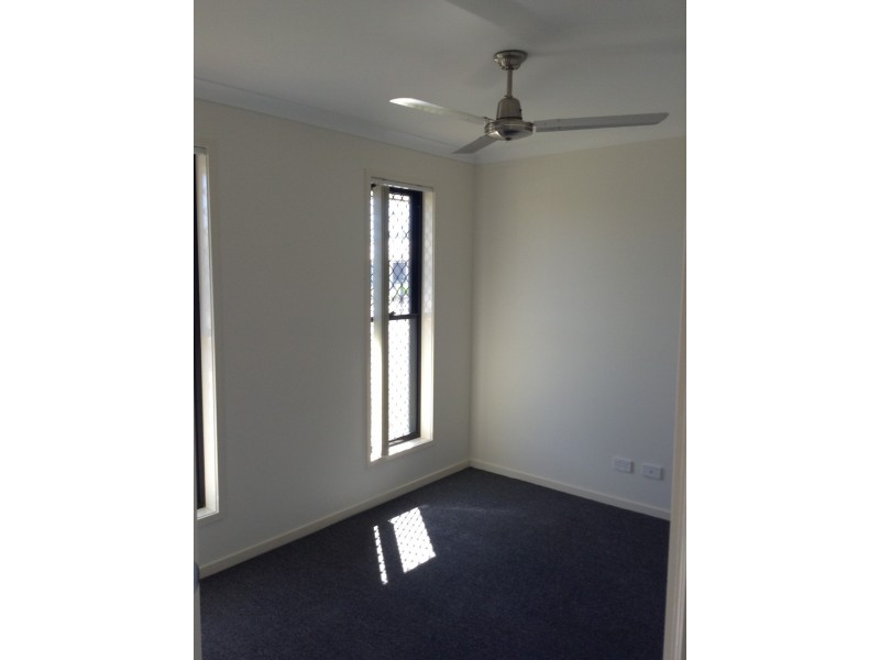 49 Blue Star Circuit, Caboolture QLD 4510
