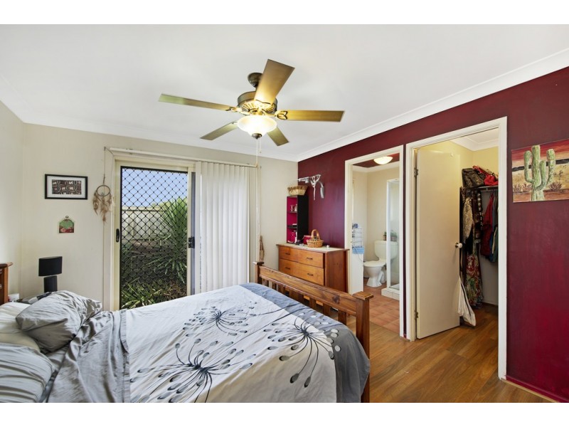 27 Abbey Road, Caboolture QLD 4510