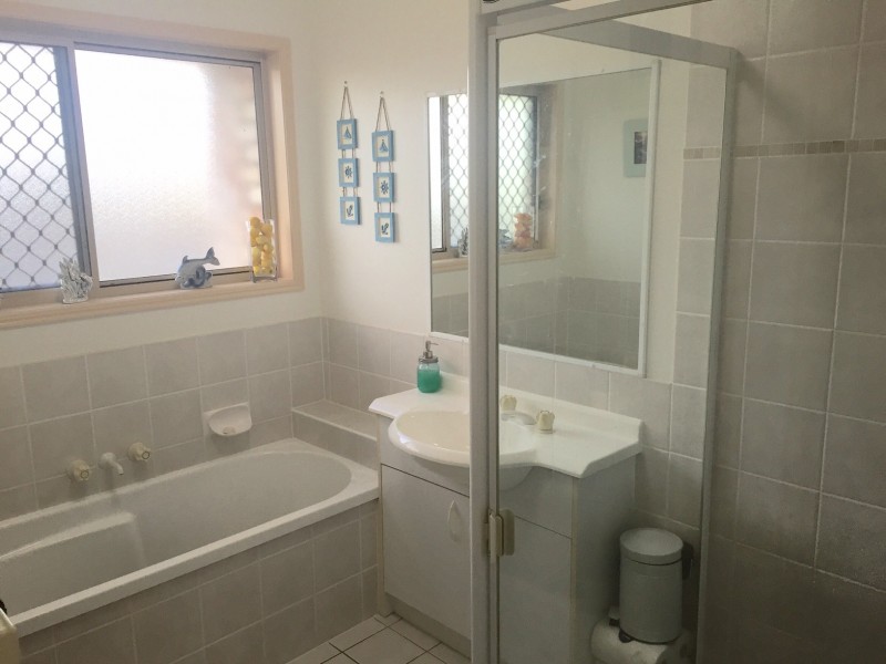 1 Jackwood Court, Morayfield QLD 4506