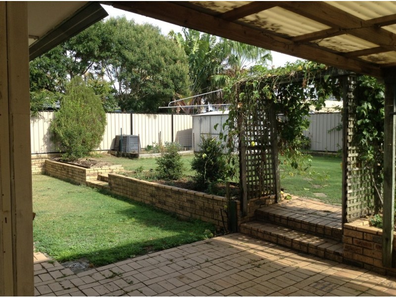 18 Chelsea Promenade, Caboolture South QLD 4510