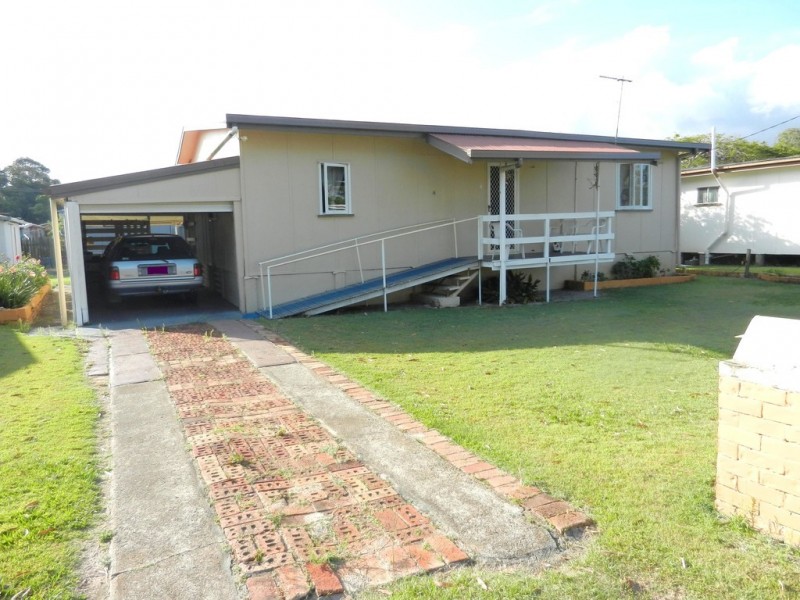 4 Grace Street, Beachmere QLD 4510
