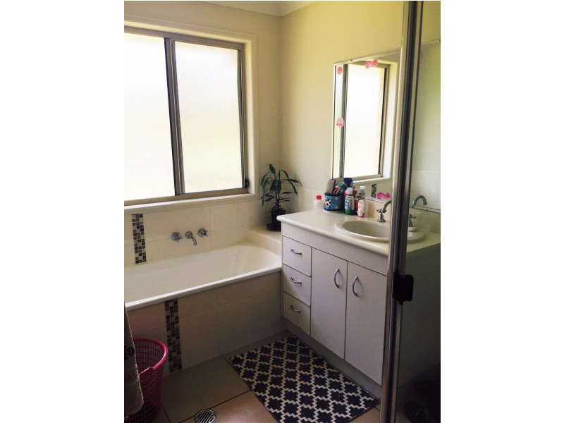 60 Jensen Road, Caboolture QLD 4510