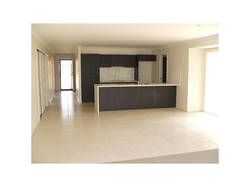 13 Eeles Drive, Morayfield QLD 4506