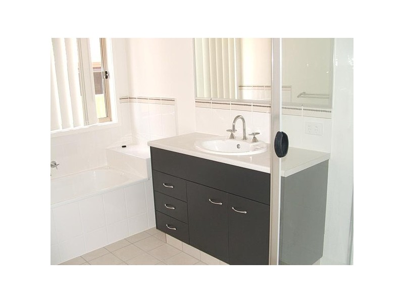 13 Eeles Drive, Morayfield QLD 4506