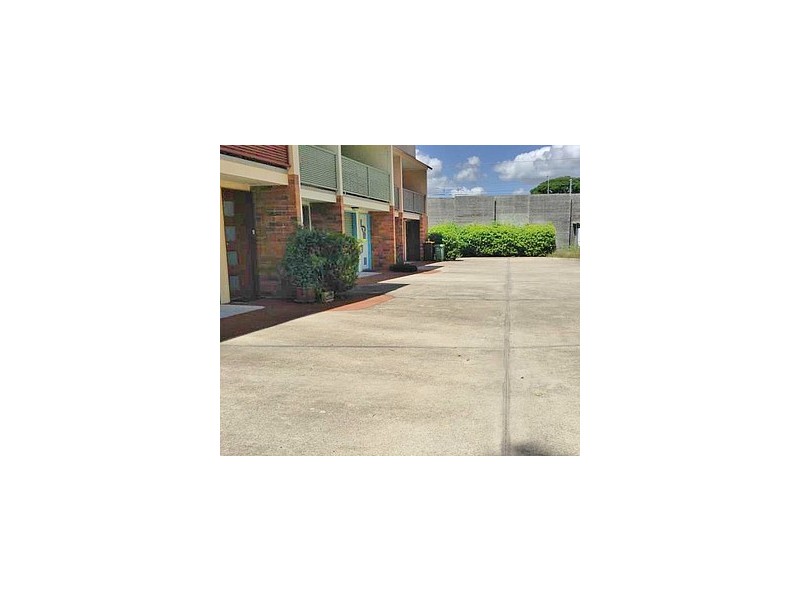 5/6 Railway Parade, Caboolture QLD 4510