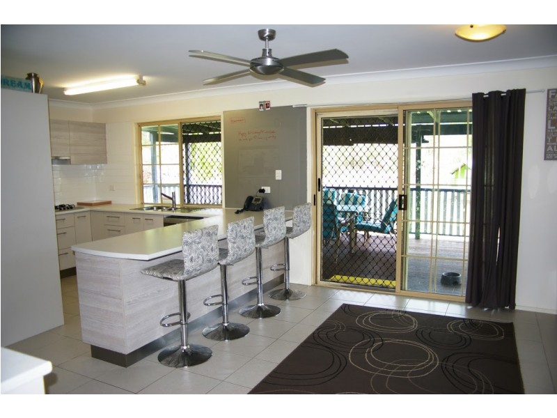 124 Thornbill Drive, Upper Caboolture QLD 4510