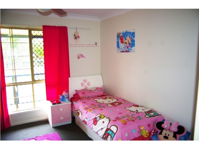 124 Thornbill Drive, Upper Caboolture QLD 4510