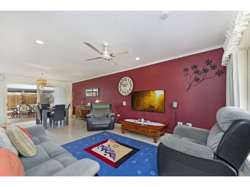 3/122 King Street, Caboolture QLD 4510