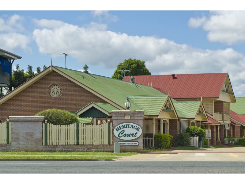 3/122 King Street, Caboolture QLD 4510