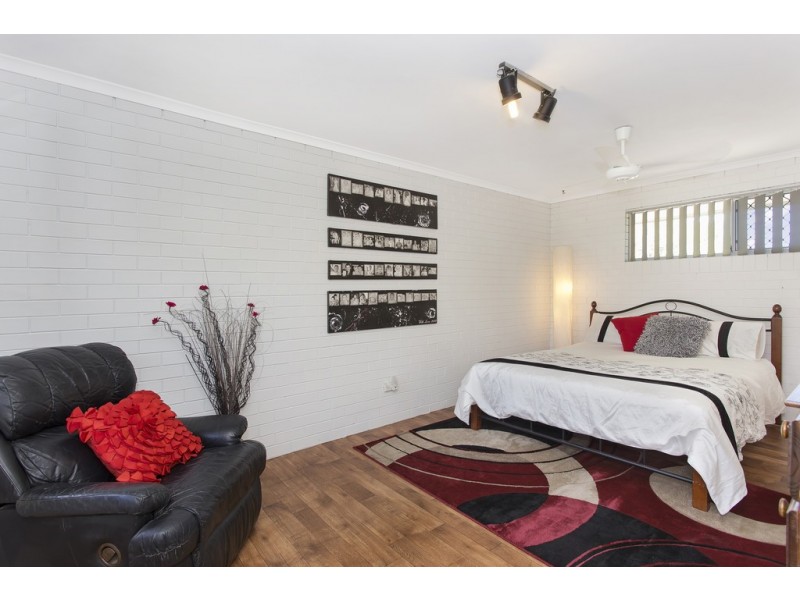 25 Avondale Street, Morayfield QLD 4506