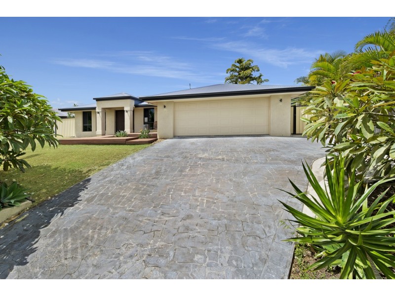 19 Franzin Drive, Cashmere QLD 4500