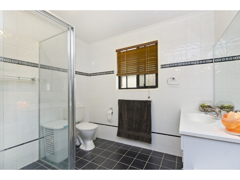 19 Franzin Drive, Cashmere QLD 4500