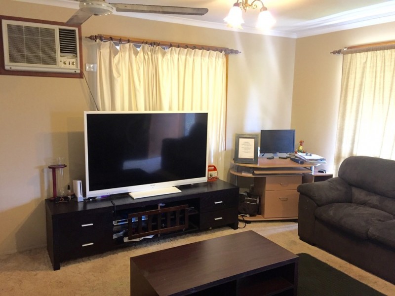 16 Gillian Street, Beachmere QLD 4510