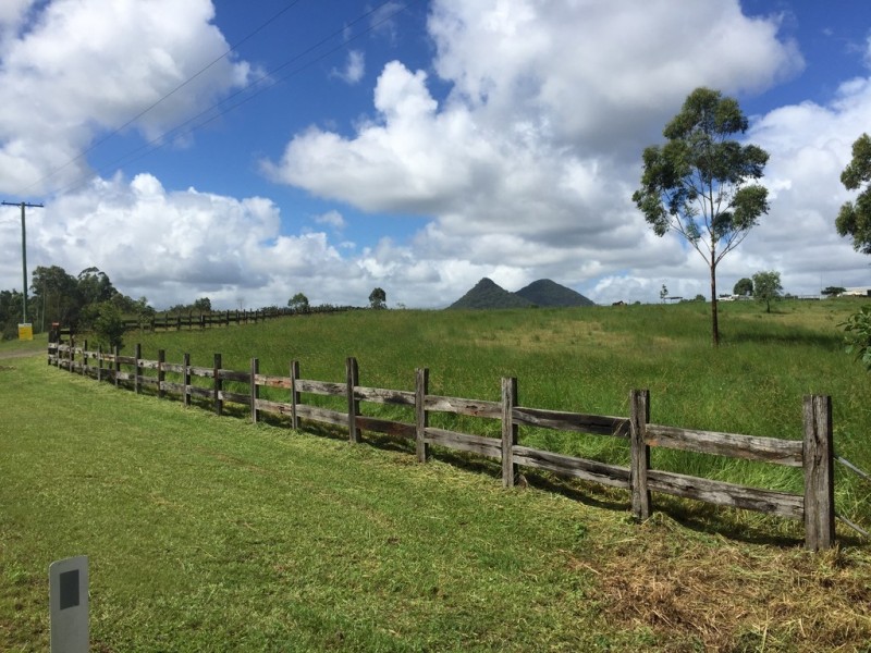 210 Woodlands Drive, Wamuran QLD 4512