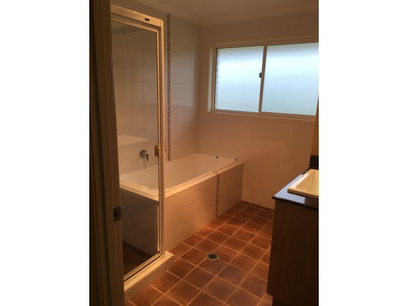 210 Woodlands Drive, Wamuran QLD 4512