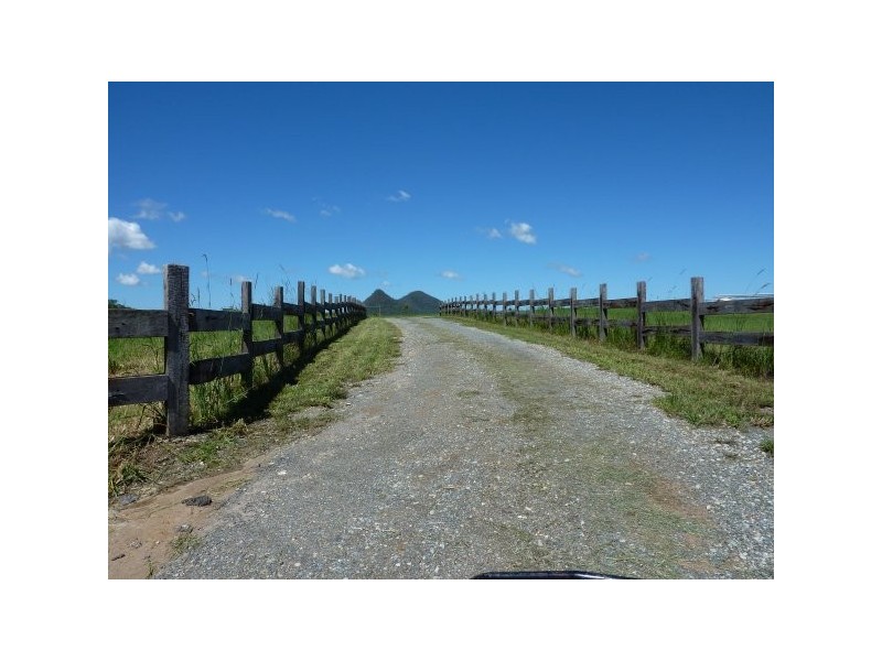 210 Woodlands Drive, Wamuran QLD 4512