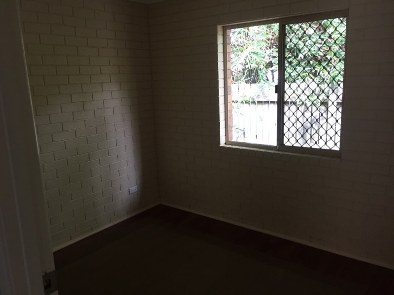 Unit 2   74 Lower King Street, Caboolture QLD 4510