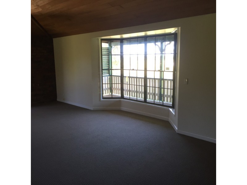 33 Pedwell Road, Mount Mee QLD 4521