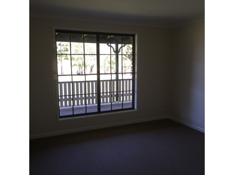 33 Pedwell Road, Mount Mee QLD 4521