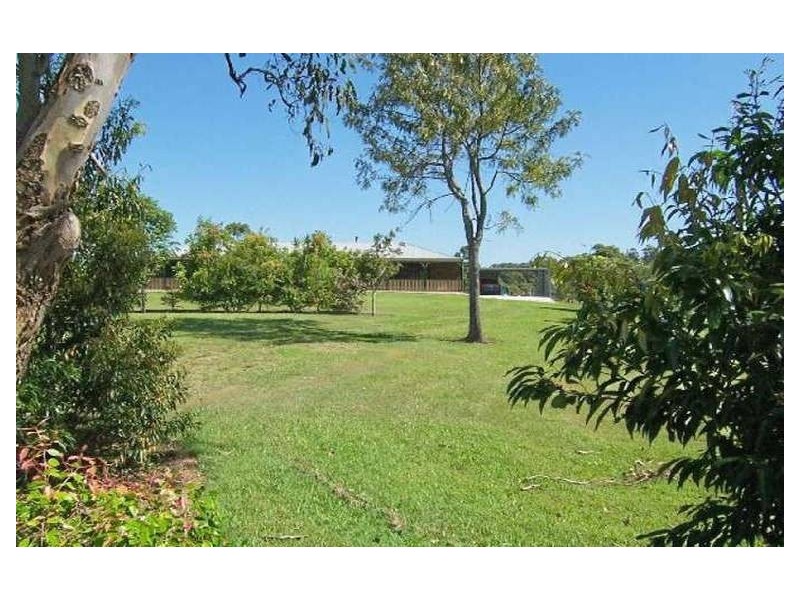 33 Pedwell Road, Mount Mee QLD 4521