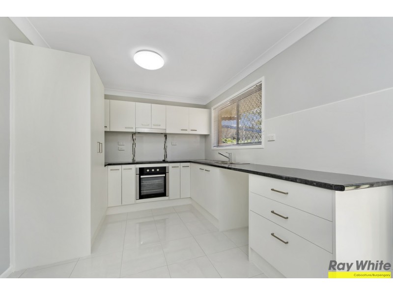 7 Sandpiper Street, Beachmere QLD 4510