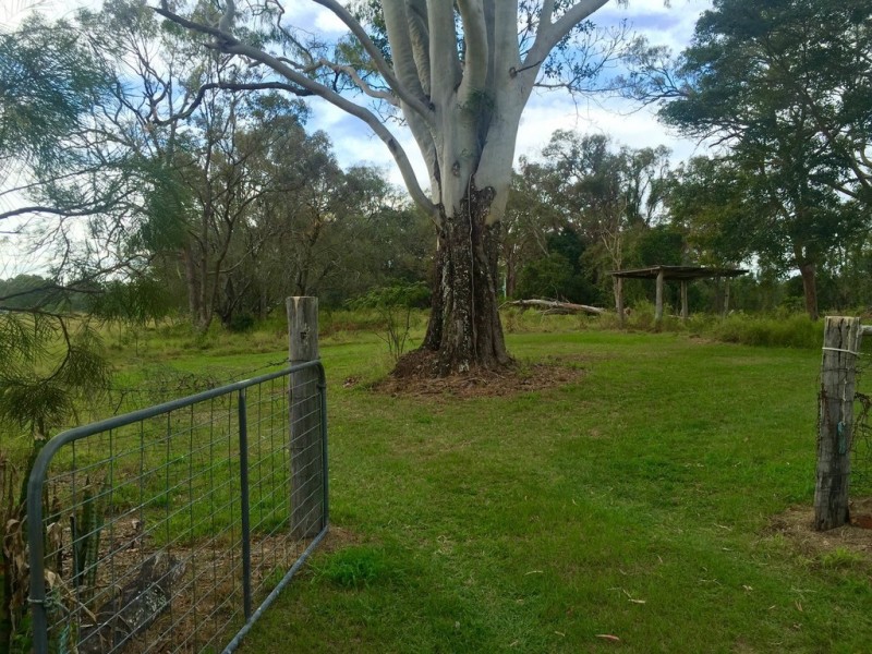 658 Beachmere Road, Beachmere QLD 4510